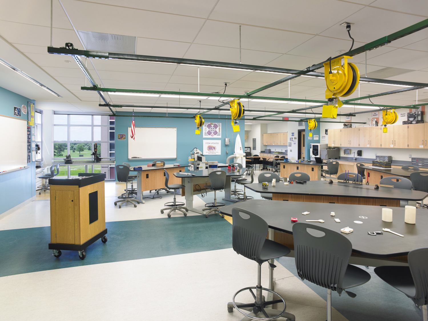 Niagara Falls School District STEM Classrooms and Buildings