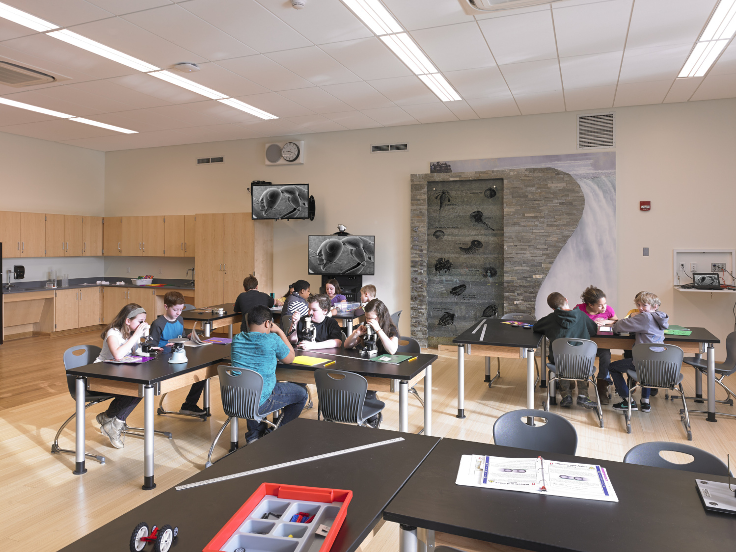 Niagara Falls School District STEM Classrooms and Buildings